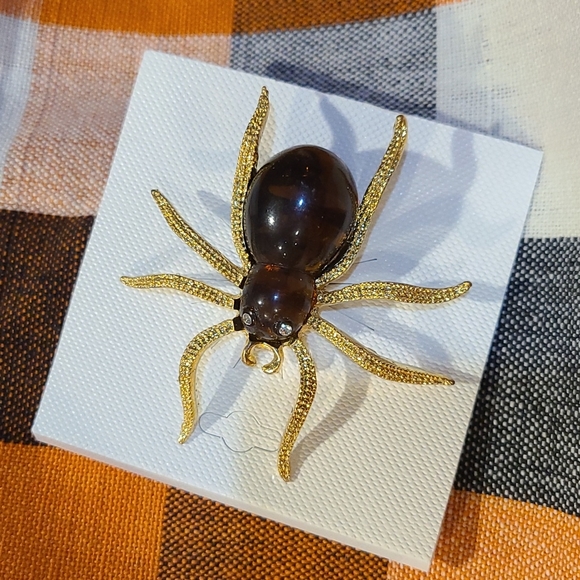 3/$15 Spider Brooch - Great for Halloween 🎃 Lot 244 - Picture 4 of 5